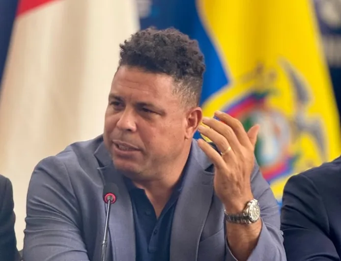 Ronaldo Nazario Antusias Sambut DRX World Legends vs Barcelona Legends di Jakarta