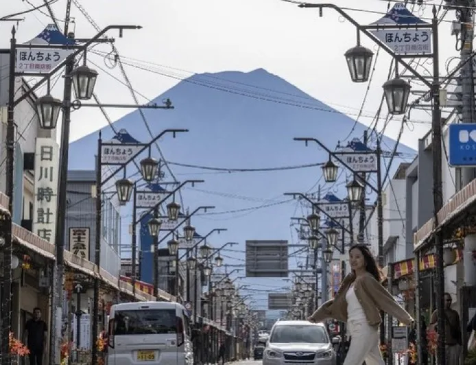 Syarat Naturalisasi Jepang Diperketat: Masa Tinggal Minimal 10 Tahun Mulai 2026