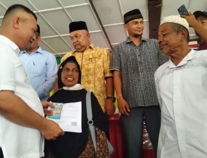 Bupati Aceh Utara Salurkan Bantuan Jadup Tahap II untuk Korban Banjir