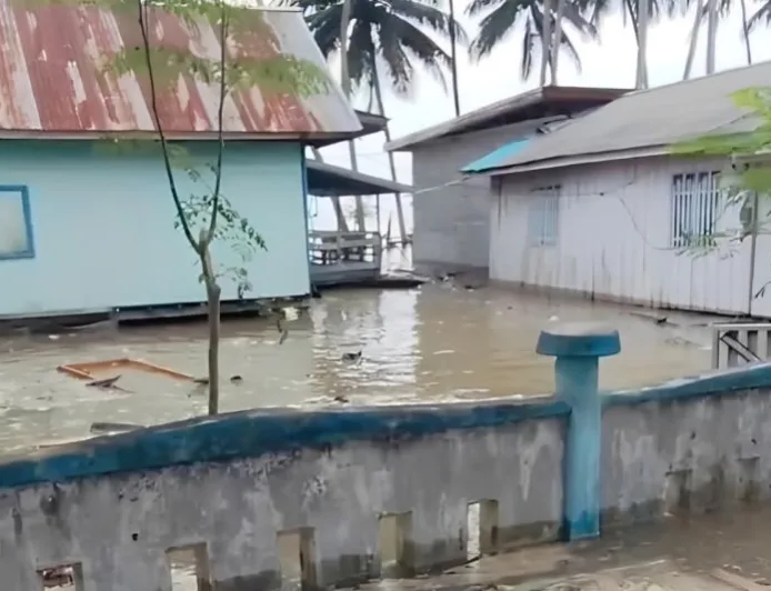 BPBD Sulteng Koordinasi Pendataan Dampak Banjir Rob di Buol dan Banggai Laut