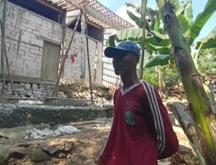 Tanah Gerak di Kalikobok Sragen: Rumah Ambles 2 Meter, Ini Kisah Korban