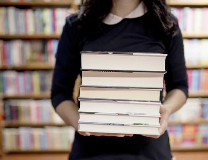 Fenomena Mahasiswa Gen Z Tak Bisa Membaca: Dosen AS Turunkan Standar Akademik