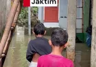 Banjir di Bidara Cina Jakarta Timur Masih Rendam, Ketinggian Air Capai 50 cm