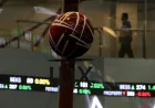 IHSG Ambruk 2,86%: Saham Komoditas dan Utilitas Terjun Bebas