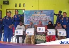 Program JALUR Polda Riau Berikan Bantuan Sosial di Desa Pelalawan Pelosok