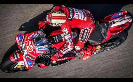 Marc Marquez sukses jalani dua operasi sekaligus setelah kecelakaan