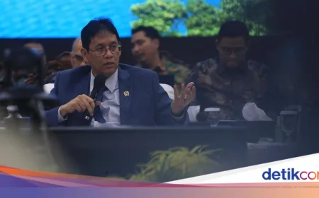 Dolar AS Jebol ke Rp 17.500, Purbaya Turun Tangan Bantu BI Mulai Besok!