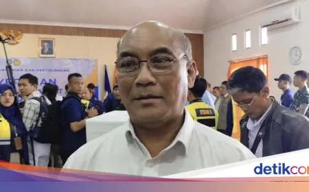 KNKT Cek 'Black Box' Taksi Green SM Investigasi Kecelakaan Kereta di Bekasi