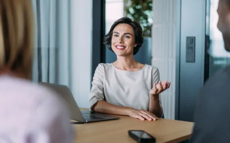 How to answer this tricky interview question, says career expert: It shows you have skills that 'cannot be replaced' by AI