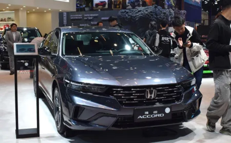 Honda and Toyota see sharp Chinese sales drops as competition heats up
