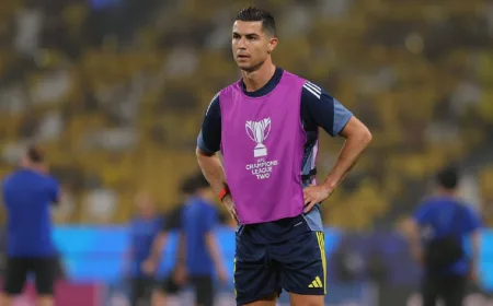 Cristiano Ronaldo Ngambek Saat Al Nassr Kalah dari Gamba Osaka, Messi Pilih Saksikan Seattle Sounders Selebrasi