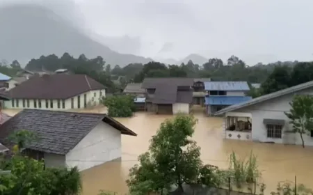 Banjir Melanda 16 Desa di Kabupaten Sintang: Waspada dan Siaga Darurat
