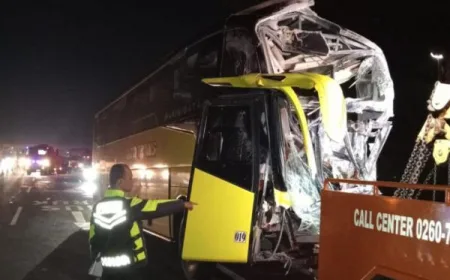 Kecelakaan Bus Study Tour di Tol Cipali: 1 Tewas, 10 Luka-luka