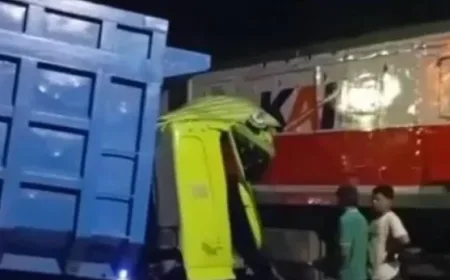 Parkir Sembarangan di Sekitar Rel Picu Kecelakaan Kereta KA Papandayan