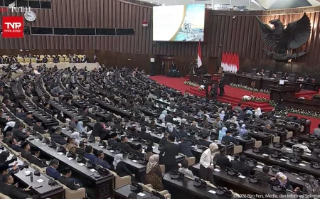 Ketua Umum Parpol Hadiri Rapat Paripurna DPR Bareng Presiden Prabowo