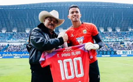 Teja Paku Alam Gagal Masuk Nominasi Kiper Terbaik Super League 2025-2026
