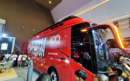 Persija Jakarta Jadi Klub Pertama Gunakan Bus Listrik di Musim 2026-2027