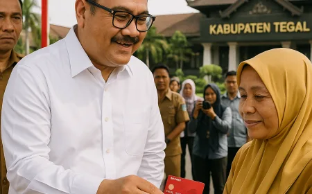 Kabupaten Tegal Jadi Percontohan Digitalisasi Bansos Nasional oleh Menteri Sosial