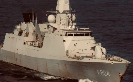 Kapal Perang Belanda dan China Terlibat Konfrontasi di Laut China Selatan