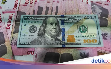 Dolar AS Hari Ini Menguat ke Rp 17.853