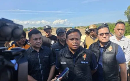 Dirtipidter Bareskrim Polri Tinjau Lokasi PT WIN yang Viral Nambang Dekat Permukiman