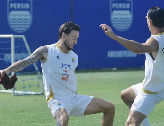 Segini Kisaran Gaji Kapten Marc Klok di Persib Bandung, Simak Faktanya