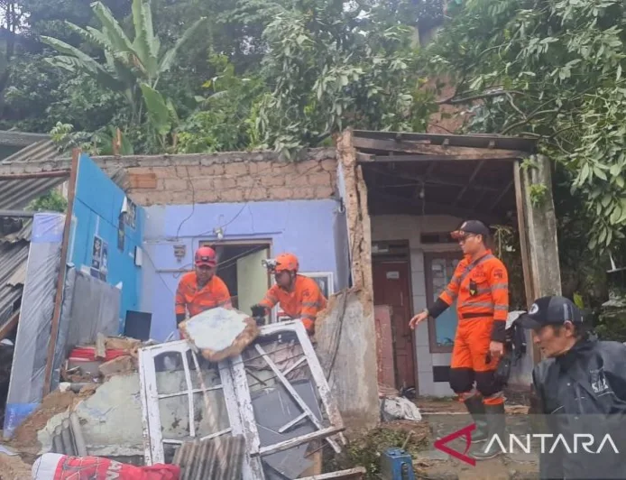 Hujan Deras Picu 12 Bencana di Bogor, Longsor Jadi yang Terbanyak