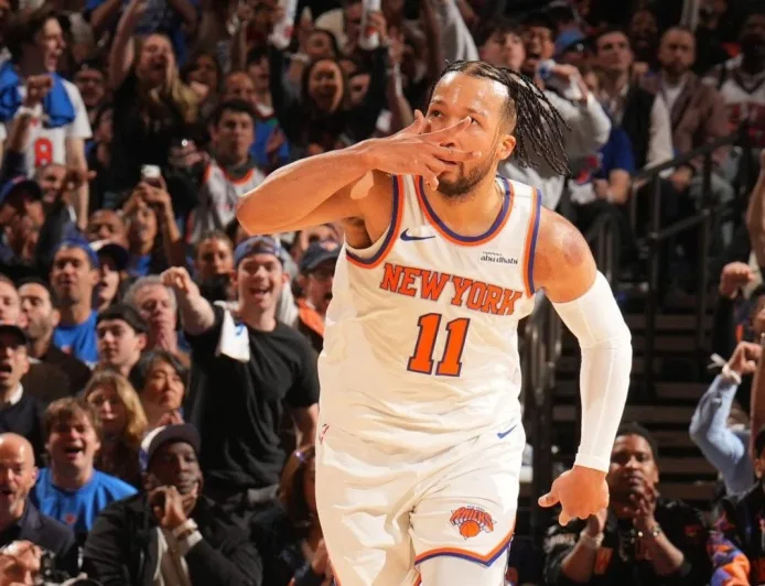 Knicks Tundukkan 76ers dengan Skor Mencolok di Semifinal Wilayah Timur