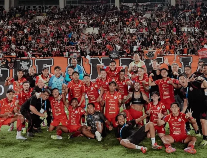 Duel Persija vs Persib di Samarinda: Jakmania Boleh Hadir, Bobotoh Tetap Dilarang