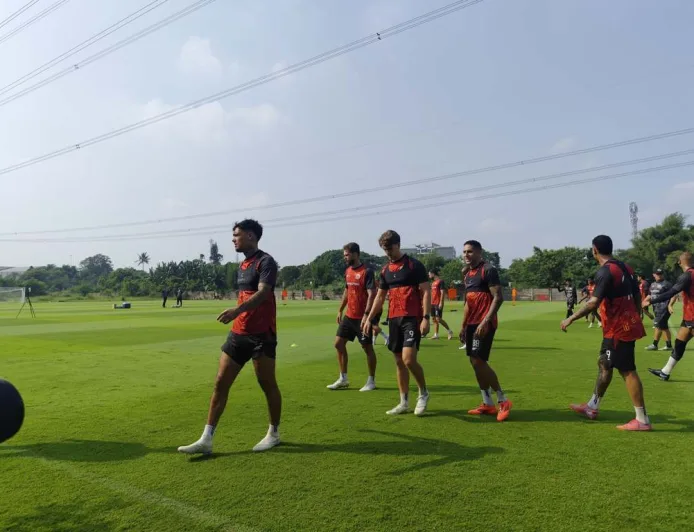 Persija Jakarta Tingkatkan Latihan Kombinasi Jelang Laga Krusial Lawan Persib Bandung