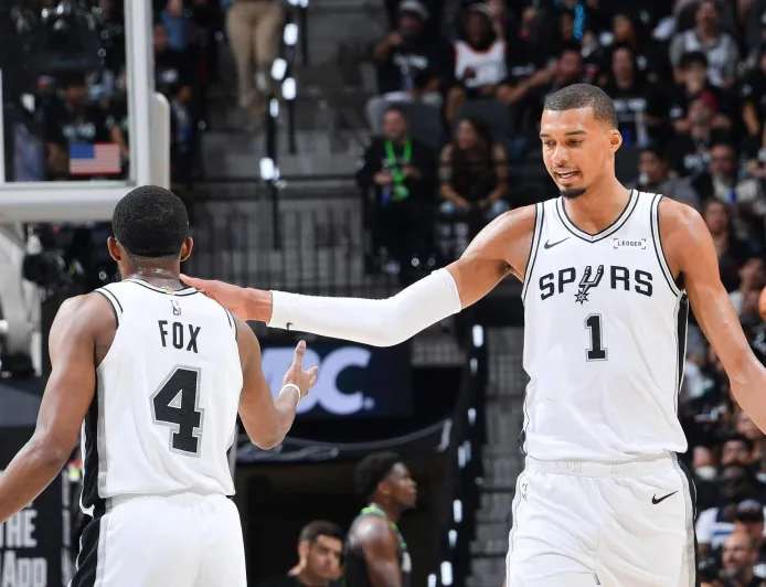 Spurs Hancurkan Timberwolves 133-95, Kekalahan Terburuk di Playoff NBA