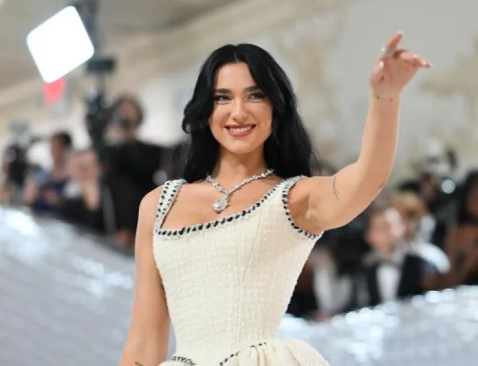 Dua Lipa Gugat Samsung Rp261 Miliar, Tuding Curi Foto Demi Cuan