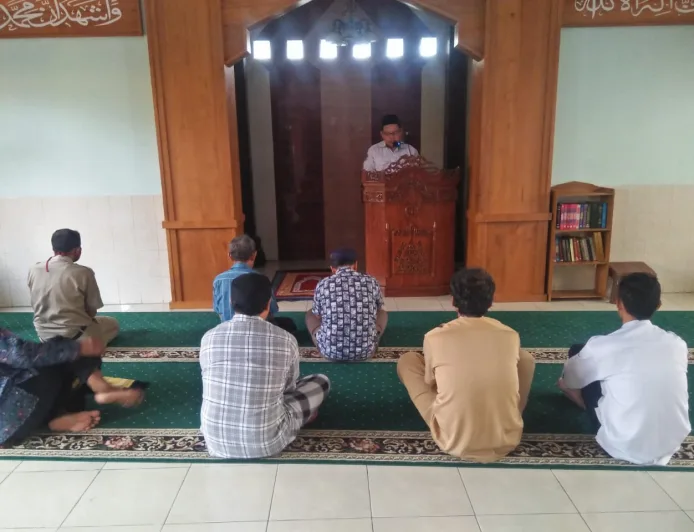 Penyuluh Agama KUA Mergangsan Sampaikan Materi Hukum Islam dalam Kegiatan TADABUR