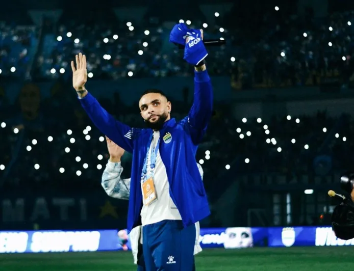 Penyebab Bek Termahal Persib Bandung Layvin Kurzawa Terancam Absen hingga Akhir Musim Ini