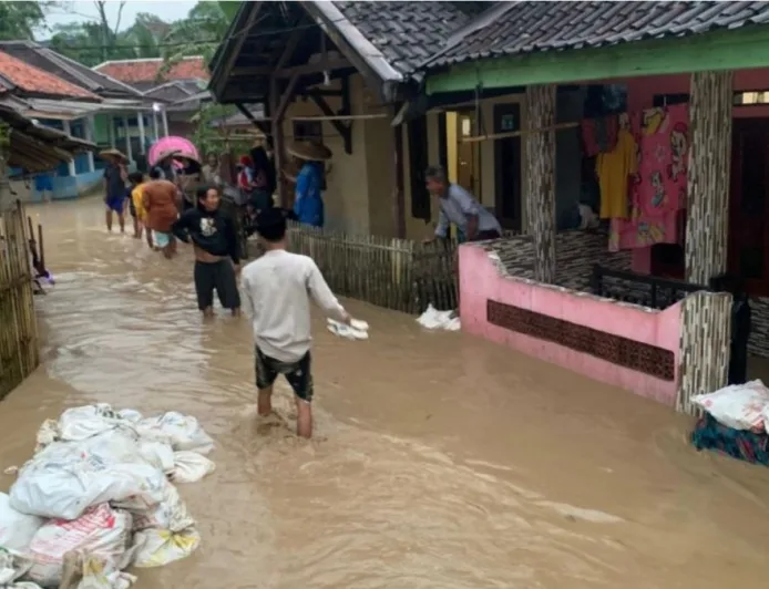 Banjir dan Longsor Terjang 5 Kecamatan di Lebak, Ini Dampak dan Penanganannya