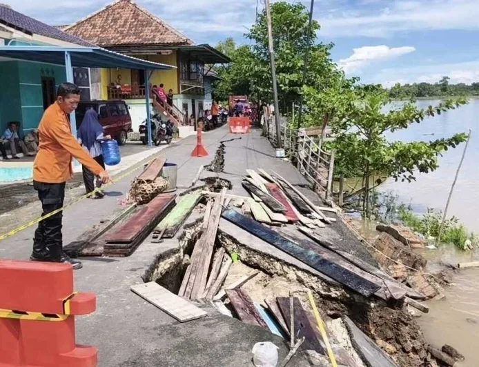 Longsor di Jalan Laut Sekayu, BPBD Muba Siaga Antisipasi Bencana Susulan