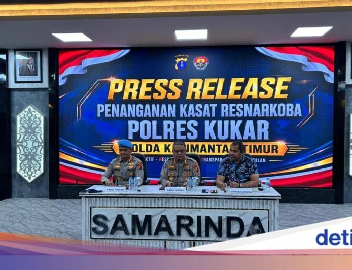 Kasat Narkoba AKP Bonar Ditangkap, Ini Kronologi Penangkapan dari Paket Mencurigakan
