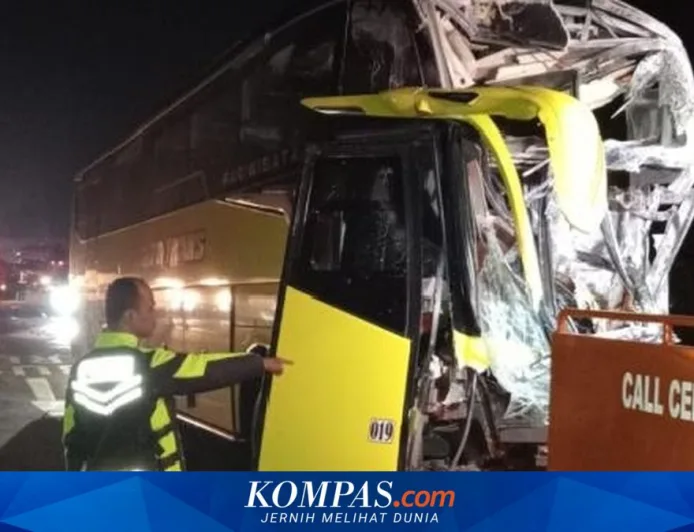 Kecelakaan Bus Study Tour SMPN 2 Brangsong di Tol Cipali Tewaskan 1 Orang