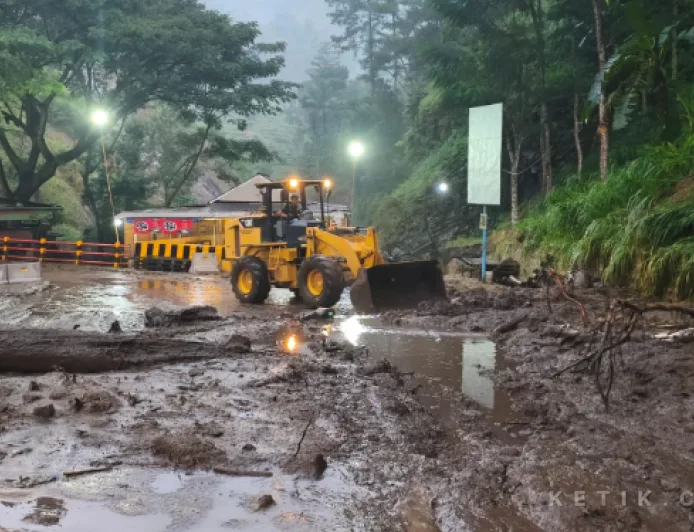 Longsor di Jembatan Plapar Tutup Total Akses Ponorogo-Pacitan, Ini Jalur Alternatifnya