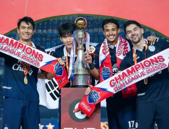 Sandy Walsh Jadi Pemain Timnas Indonesia dengan Trofi Terbanyak Musim 2025-2026
