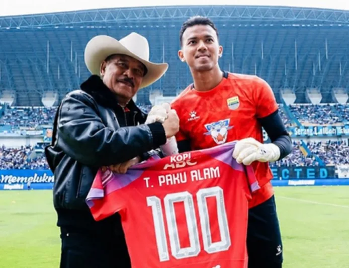 Teja Paku Alam Gagal Masuk Nominasi Kiper Terbaik Super League 2025-2026