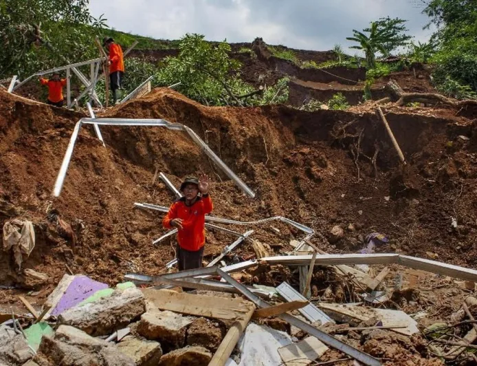 Ibu dan Anak Korban Longsor Batangtoru Tapanuli Selatan Ditemukan Tewas