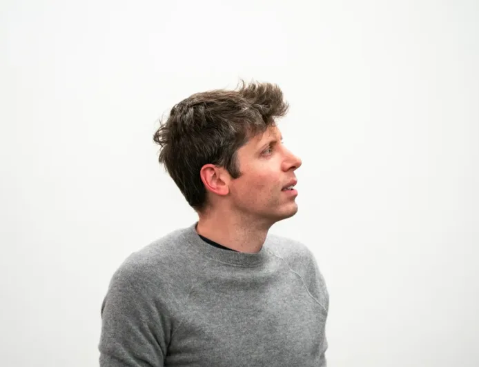 Sam Altman makes 'mic drop' offer to every Y Combinator startup