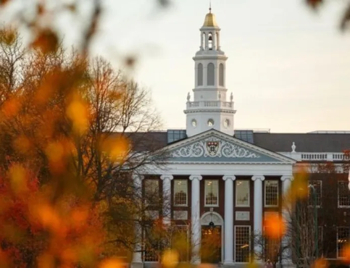 Harvard Batasi Mahasiswa Dapat Nilai A Mulai 2027, Ini Alasannya