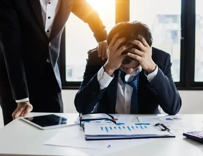 Perasaan Mendadak Kena Layoff: Campur Aduk dan Tidak Dihargai
