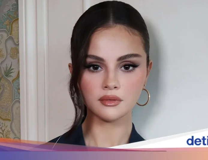Selena Gomez Banjir Pujian, Wajahnya Kembali Seperti 10 Tahun Lalu