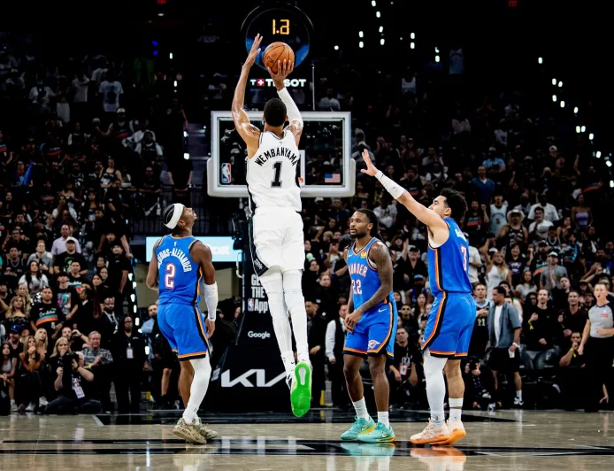 Spurs Tingkatkan Pertahanan Untuk Menyamakan Kedudukan Dengan Thunder