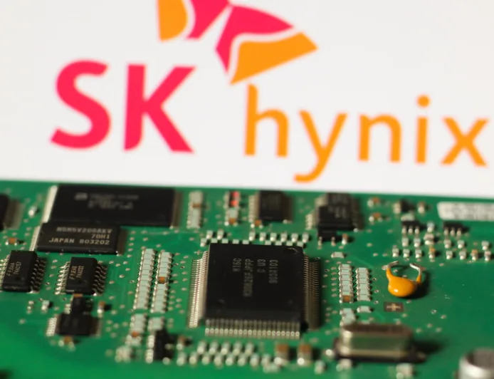 SK Hynix hits $1 trillion valuation as AI boom lifts South Korean chip stocks