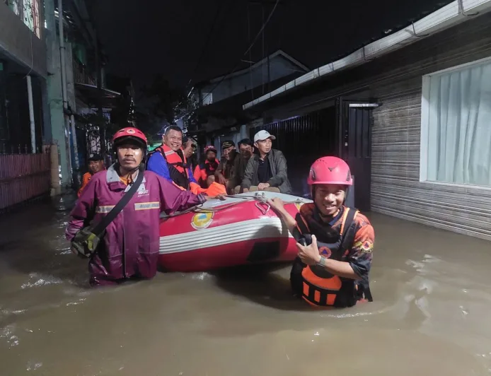 BNPB: Cuaca Ekstrem Picu Banjir dan Angin Kencang di Sejumlah Wilayah dalam 2 Hari