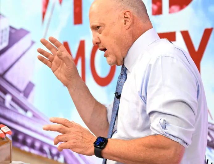 Jim Cramer says Dell’s blowout quarter sets up a crucial week for AI stocks